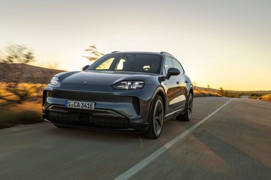 GELECEĞİN MÜHENDİSLİĞİ: Porsche Cayenne Turbo Electric