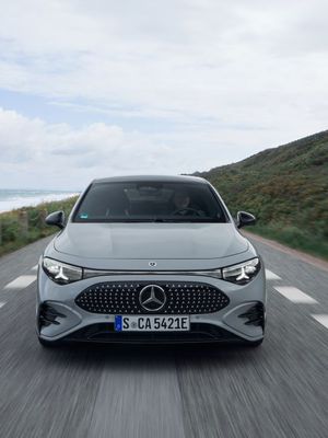 PREMIUM ALMANLARIN EN MODERN HALİ: Yeni Mercedes CLA EQ