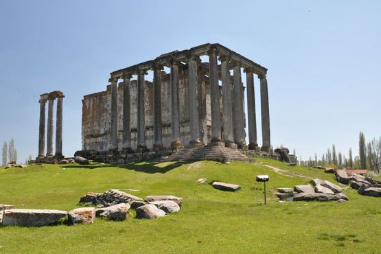 Çini, renkler ve sütunlar