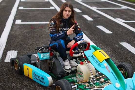 Pistlerde kadın gücü