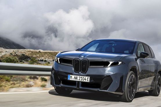 MODERN ZAMANLARIN ‘NEUE KLASSE’Sİ: BMW iX3 50 xDrive