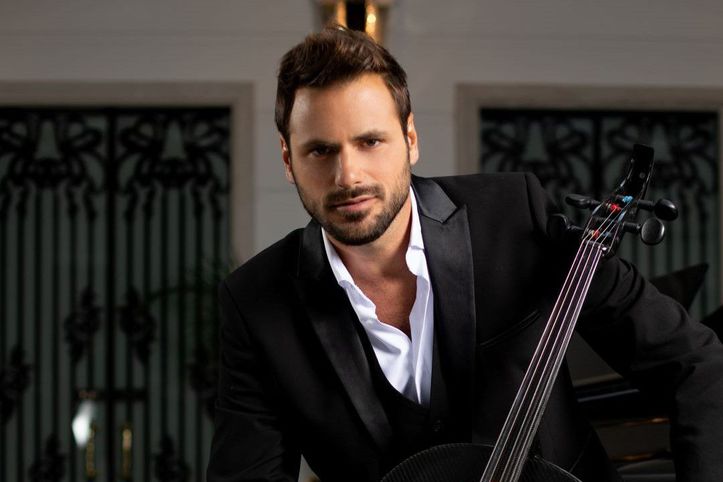 Tarkan ile sahneye çıkmayı isterim!