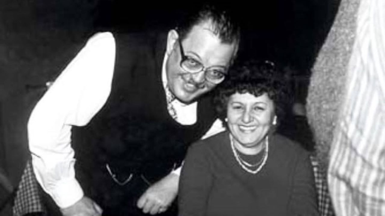 Tiyatronun evinde büyümek: Saitali Köknar anlatıyor