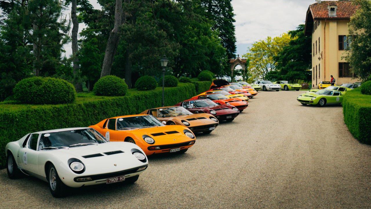 KURALLARI DEĞİŞTİREN MEKANİK BOĞA Lamborghini Miura