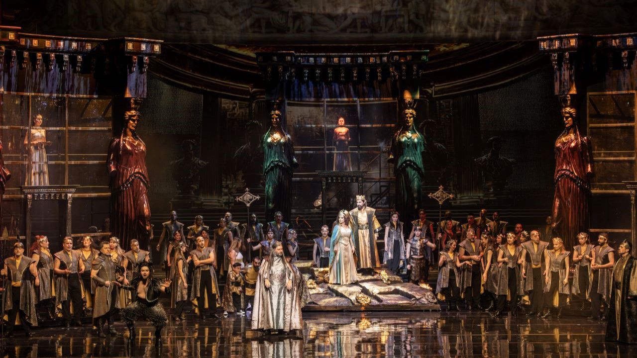 Türk operasında kadın imzası