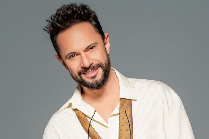 Şarkılara zaman tanımıyoruz