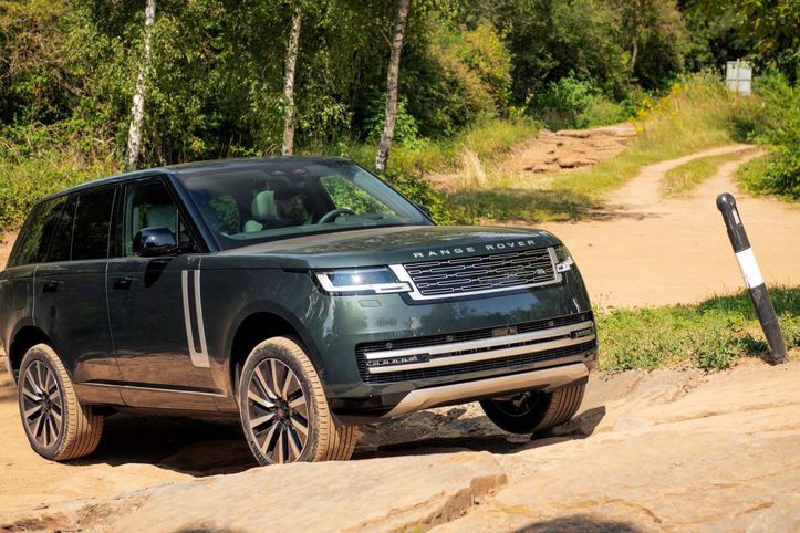 Sessiz gücün yeni zirvesi e-Range Rover