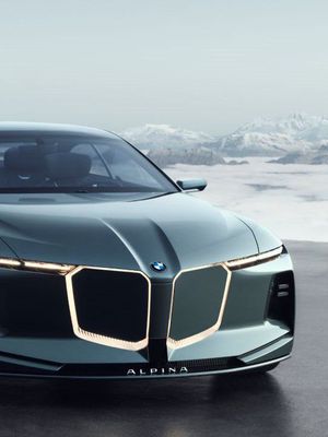 SPORTİF DEĞİL ÇOK HIZLI Vision BMW Alpina