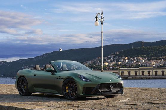 EN ÖZGÜR MASERATI GranCabrio Trofeo