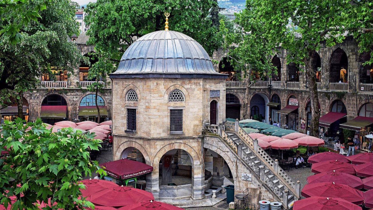 Aynı yol, dört farklı zaman